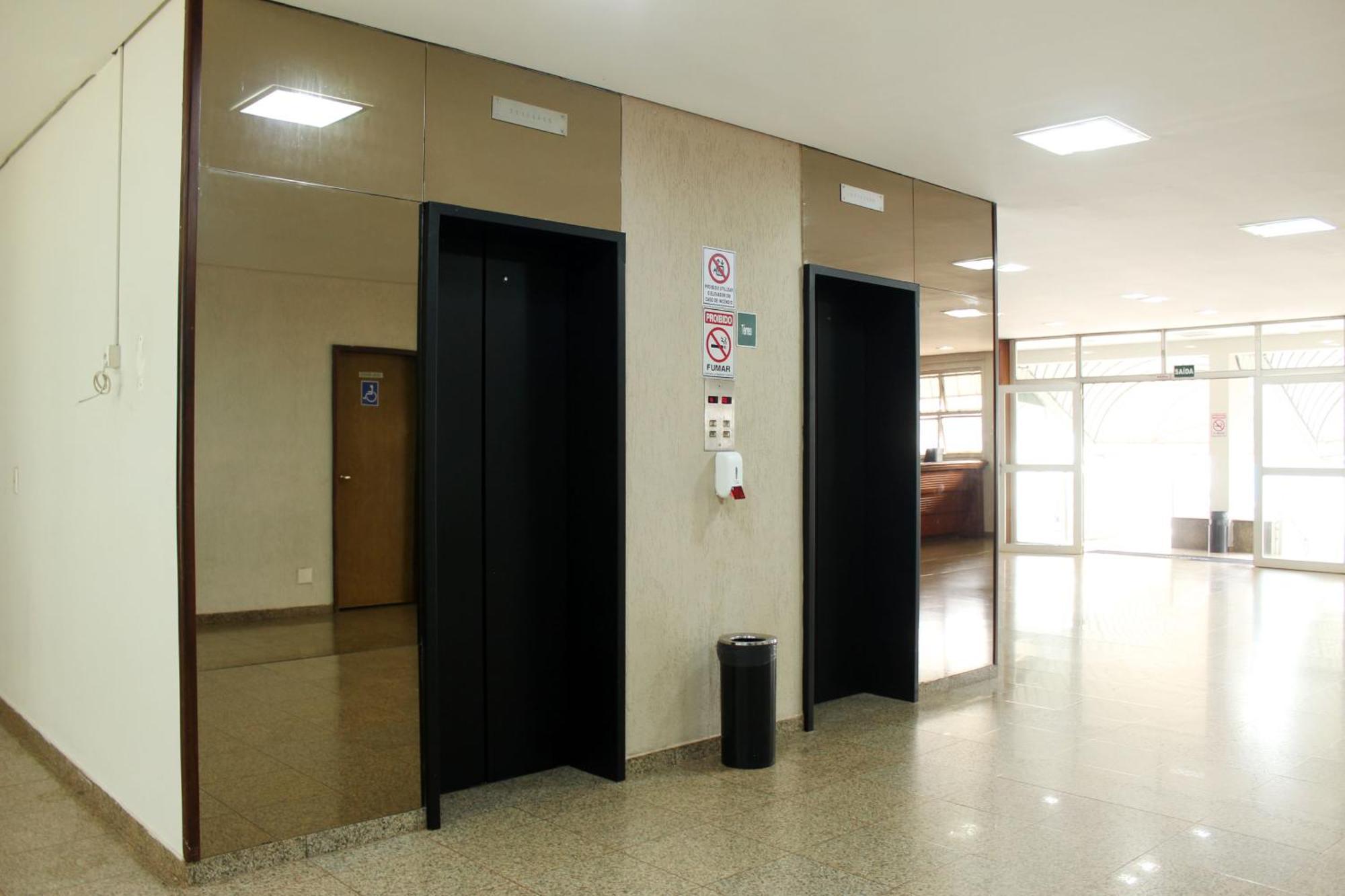 Days Inn By Wyndham Uberlândia Екстериор снимка