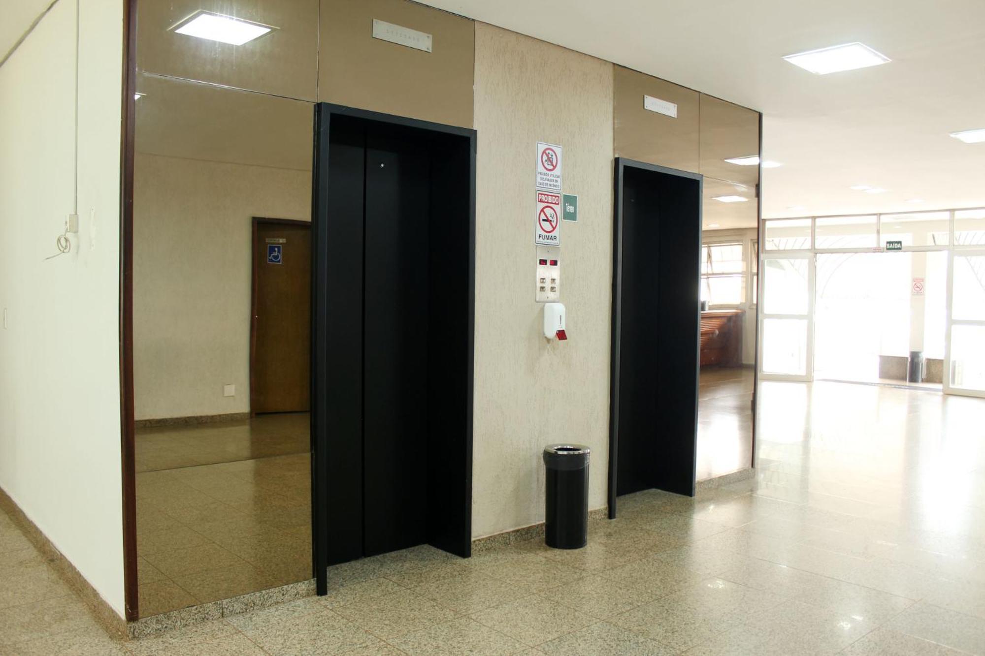 Days Inn By Wyndham Uberlândia Екстериор снимка