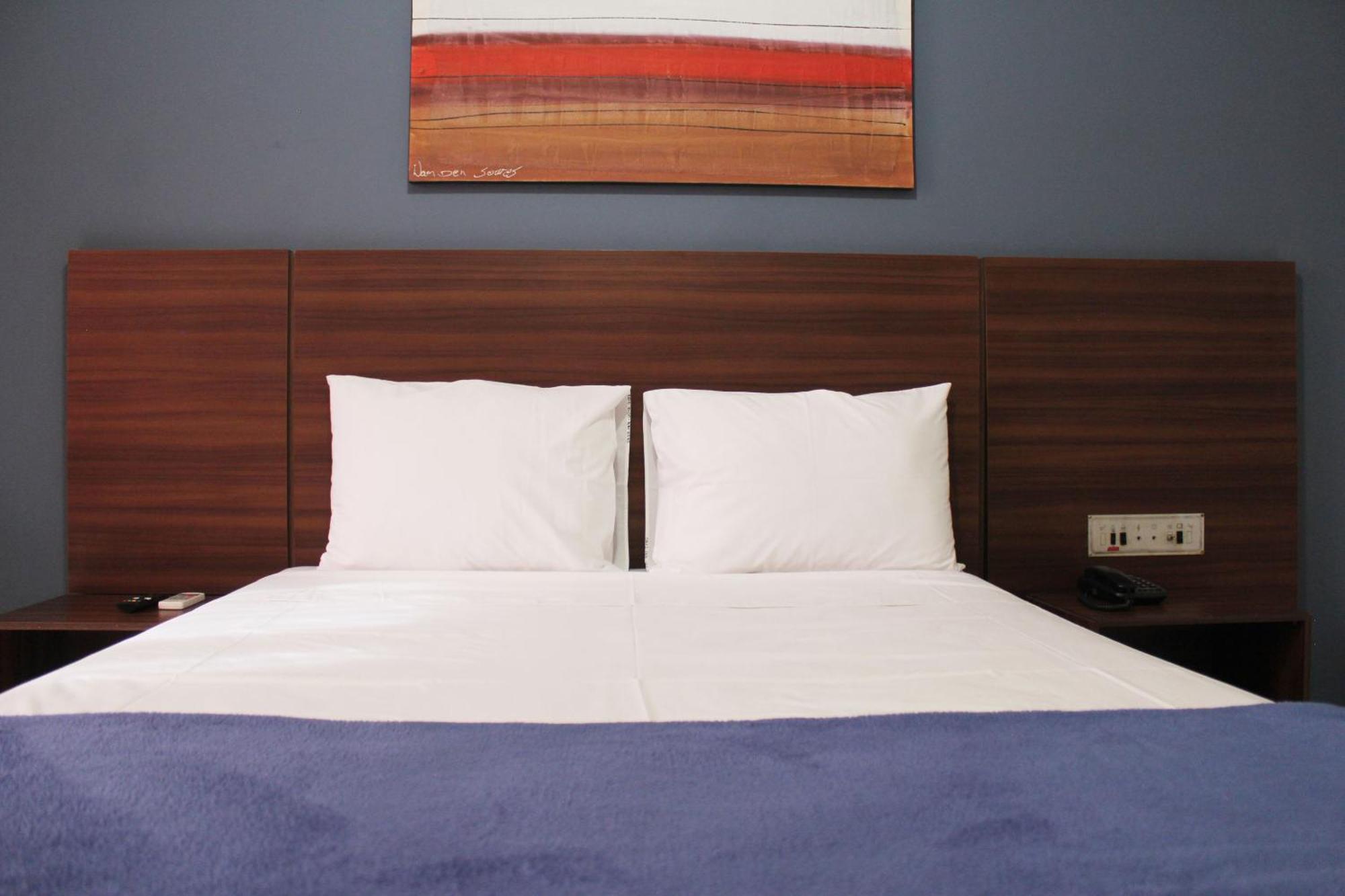 Days Inn By Wyndham Uberlândia Екстериор снимка