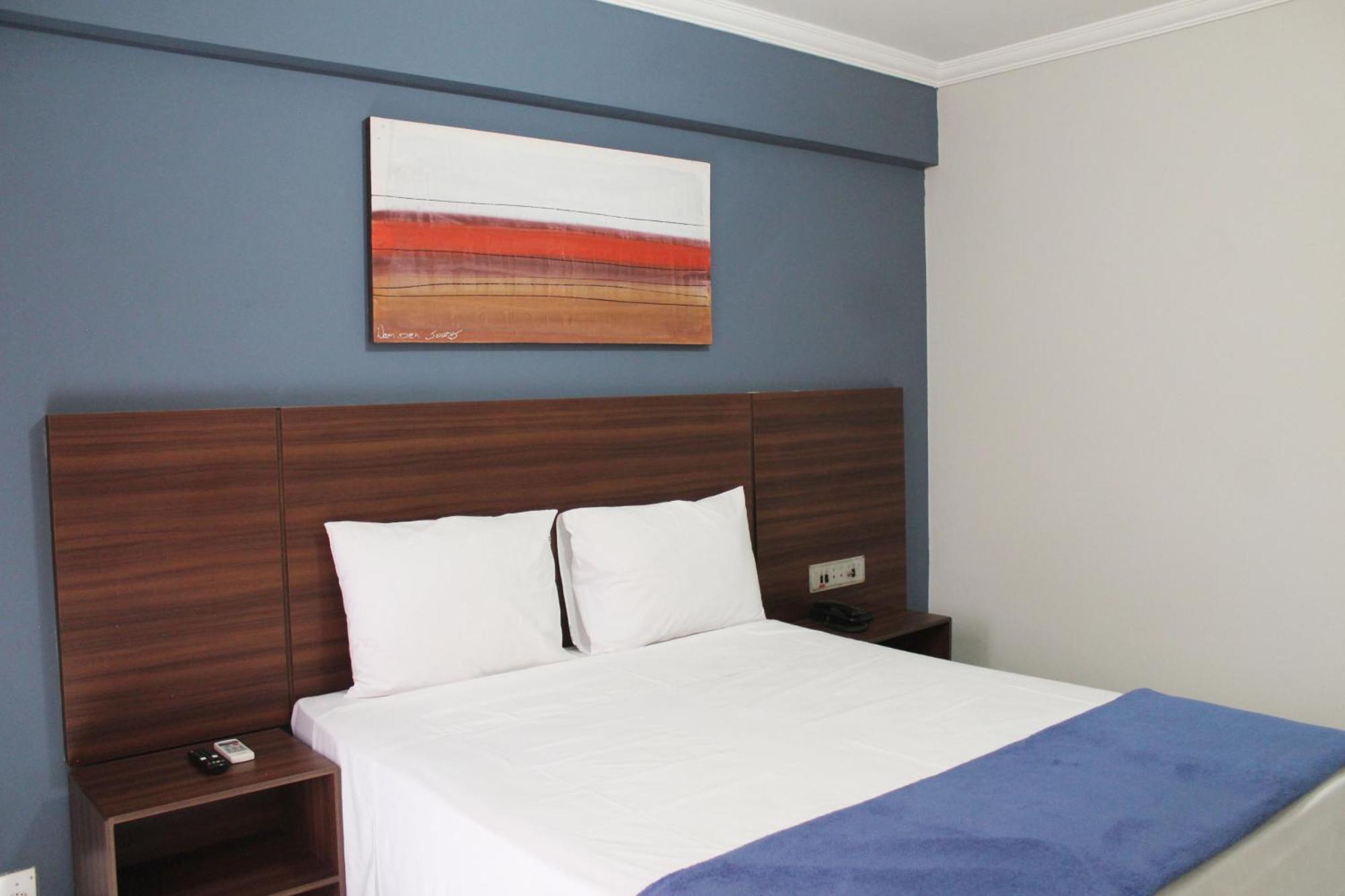 Days Inn By Wyndham Uberlândia Екстериор снимка