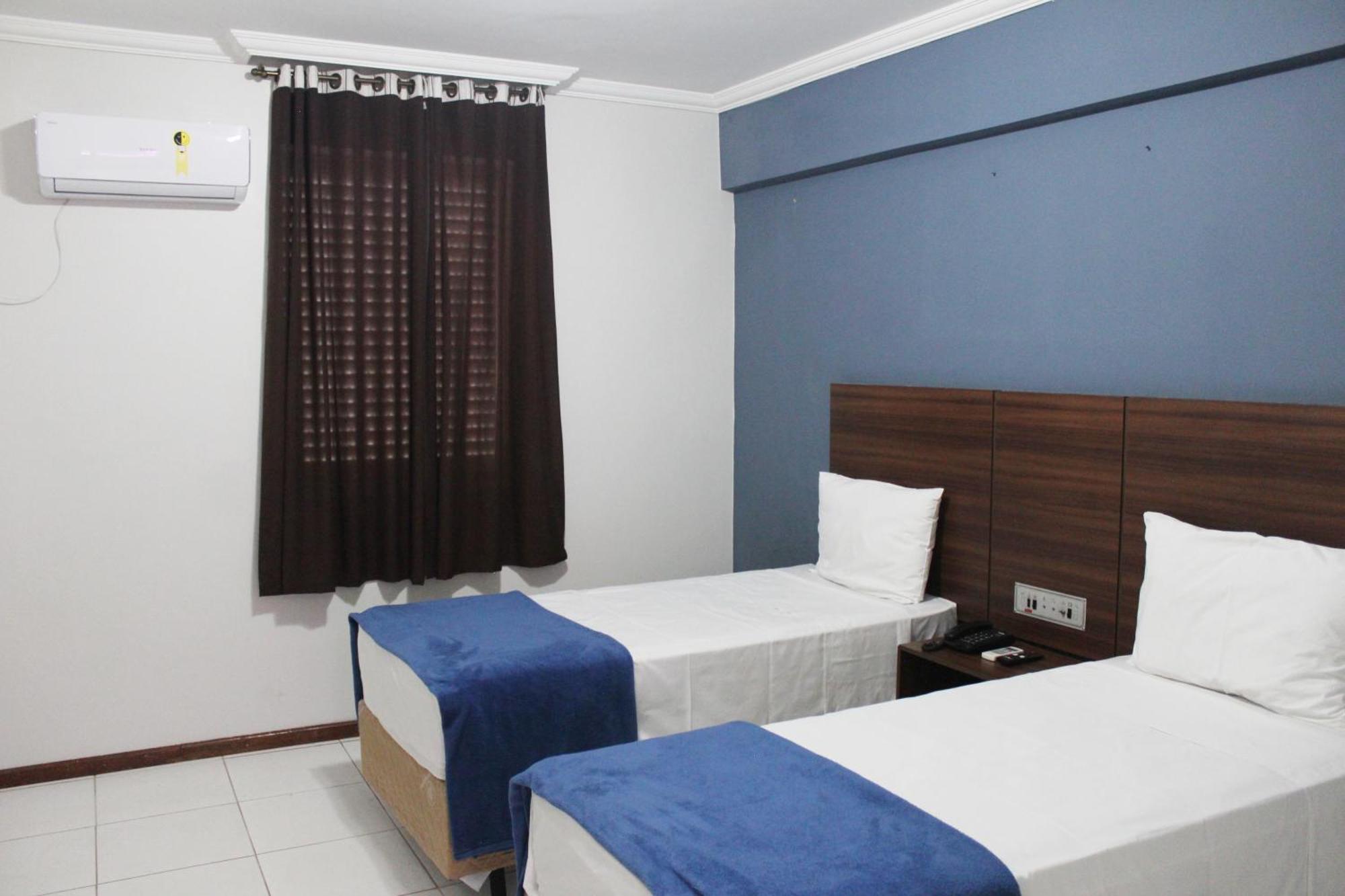 Days Inn By Wyndham Uberlândia Екстериор снимка