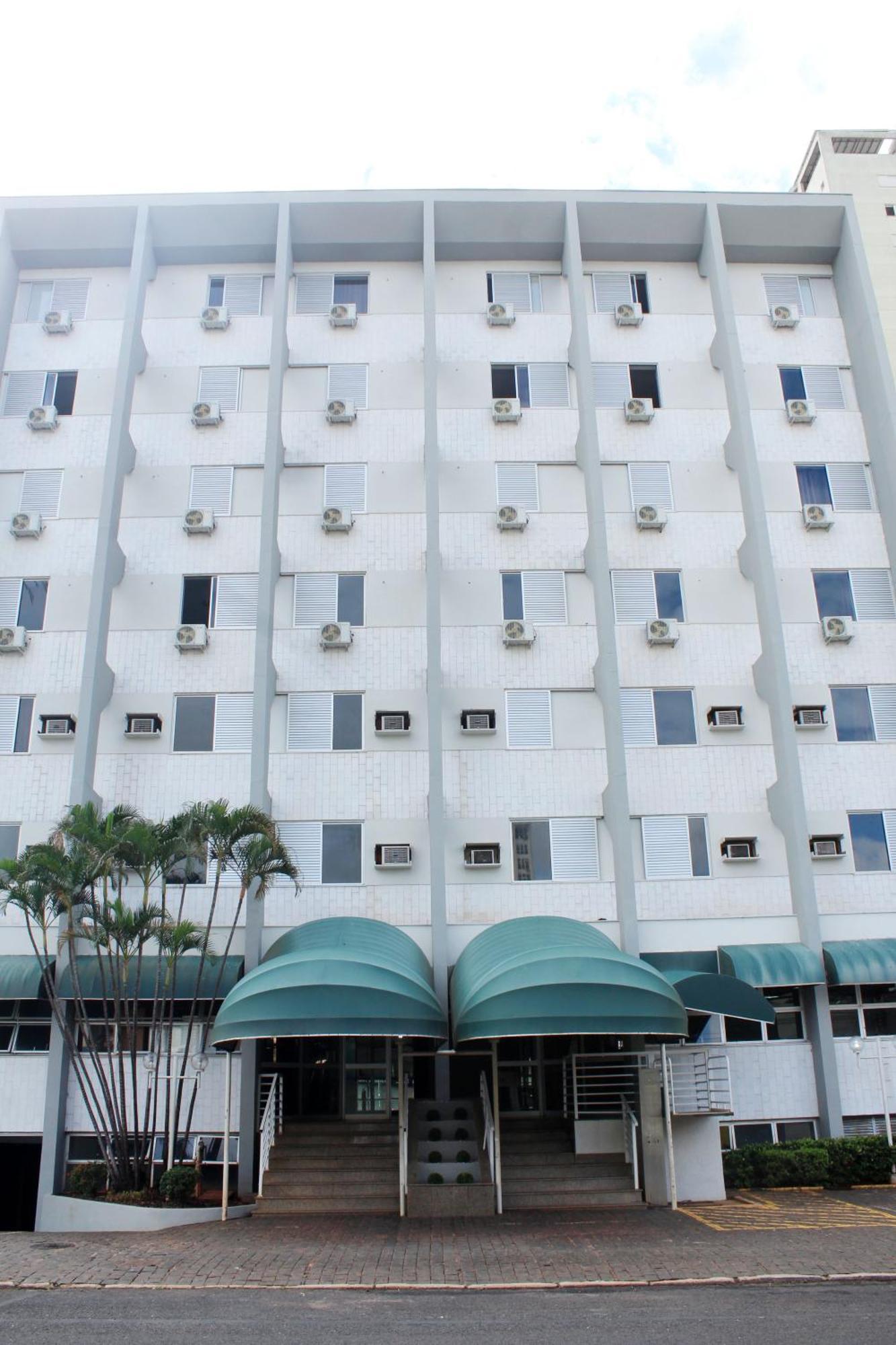 Days Inn By Wyndham Uberlândia Екстериор снимка